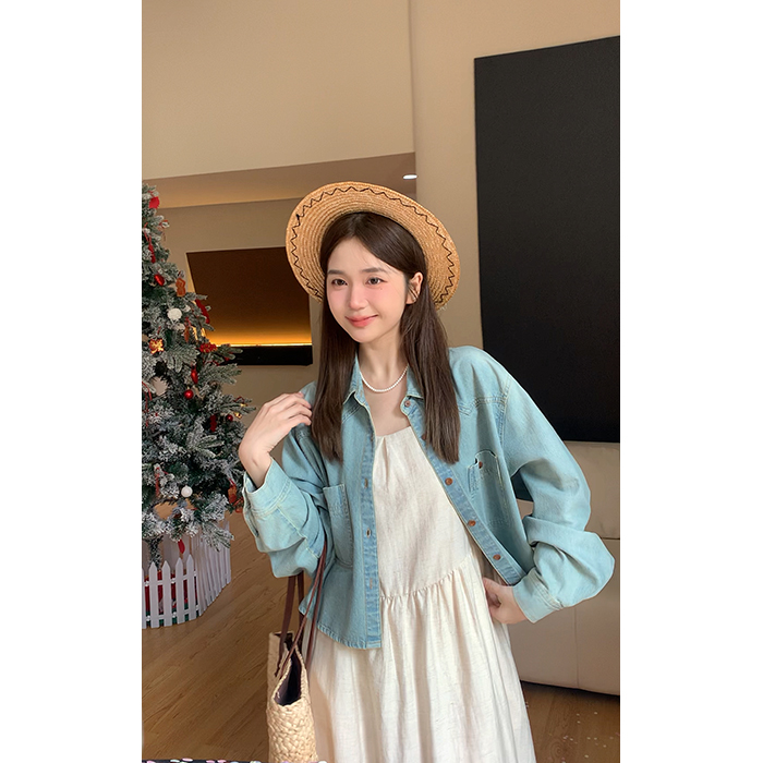 Xiao Wen has no worries, ambiguous first love, spring gentle style French suspender fairy long dress + denim jacket