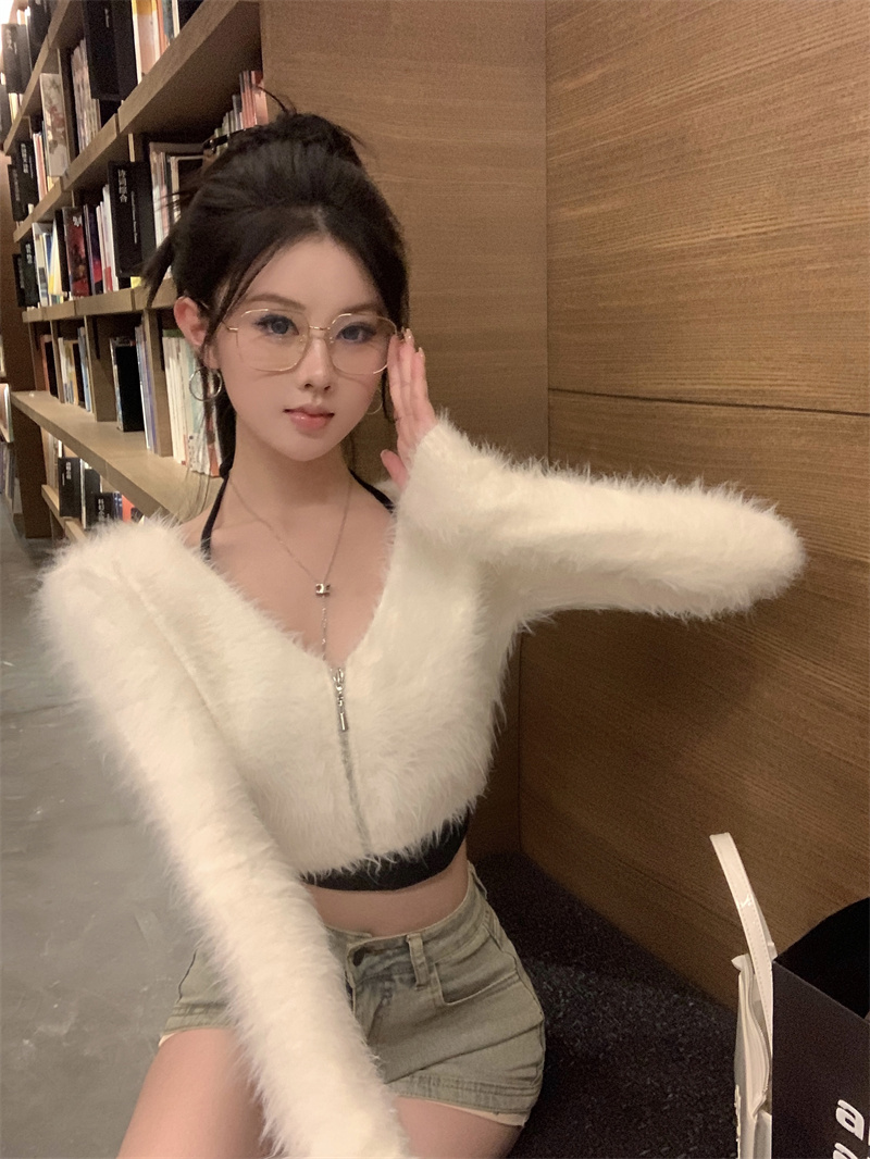 White imitation mink velvet sweater for women in autumn and winter, pure lust hottie short top, long-sleeved cardigan sweater jacket