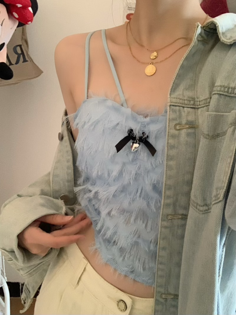 Actual shot of spring and summer love three-dimensional tassel camisole for women with chest pad and bottoming short top for women