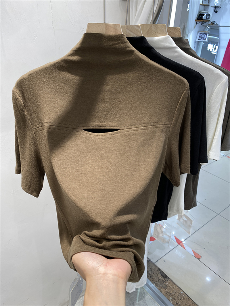 Half turtleneck hollow sleeve T-shirt for women 2024 autumn exposed hole slim fit versatile soft waxy scheming five-quarter sleeve bottoming shirt