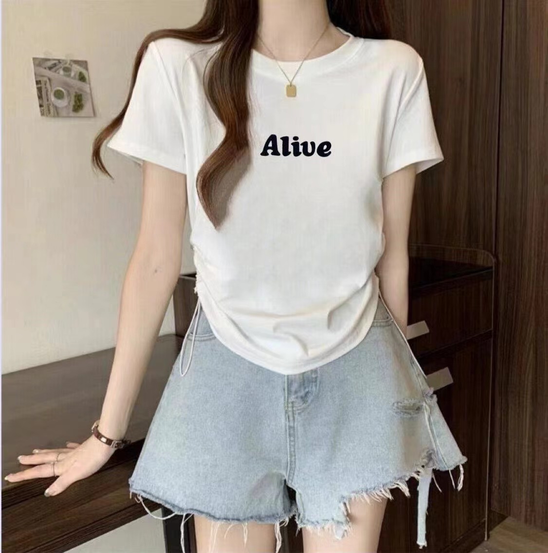 韓系百搭簡約字母印花圓領T恤女2024春季新款抽繩褶皺短袖上衣潮