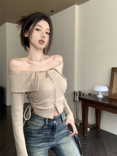 Actual shot of spring and summer new American retro long-sleeved T-shirt for hot girls pure lust style drawstring chic bottoming top