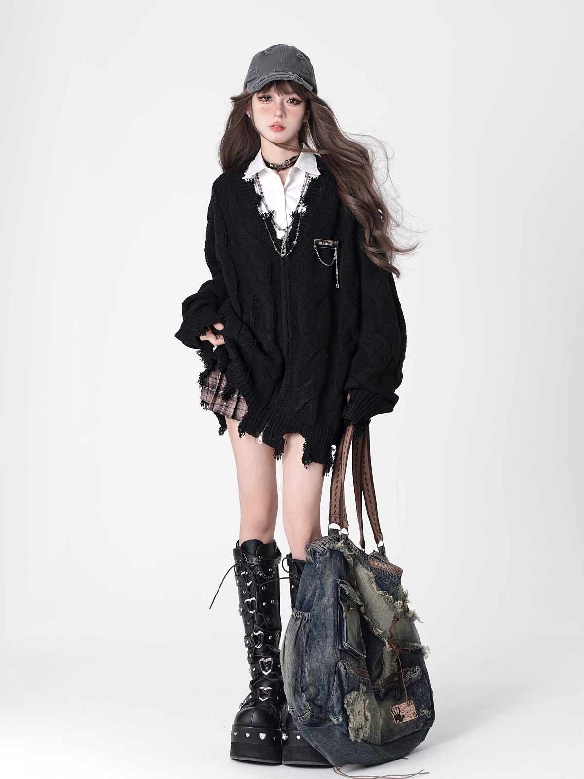 kellykitty's destructive senior black V-neck long-sleeved knitted jacket autumn and winter twist sweater 2024 new style