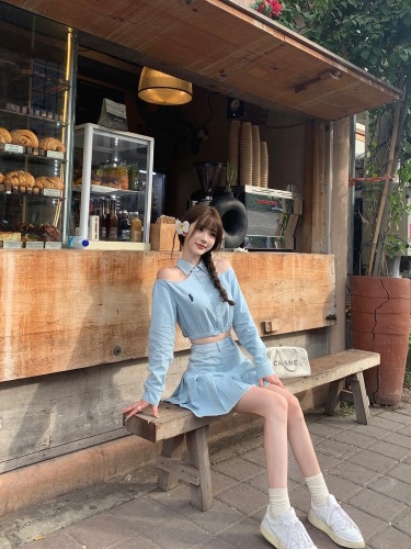 JMSHOP Mint Julep Denim Shirt Women's Spring and Summer Design Light-Colored Pleated Skirt Two-piece Suit