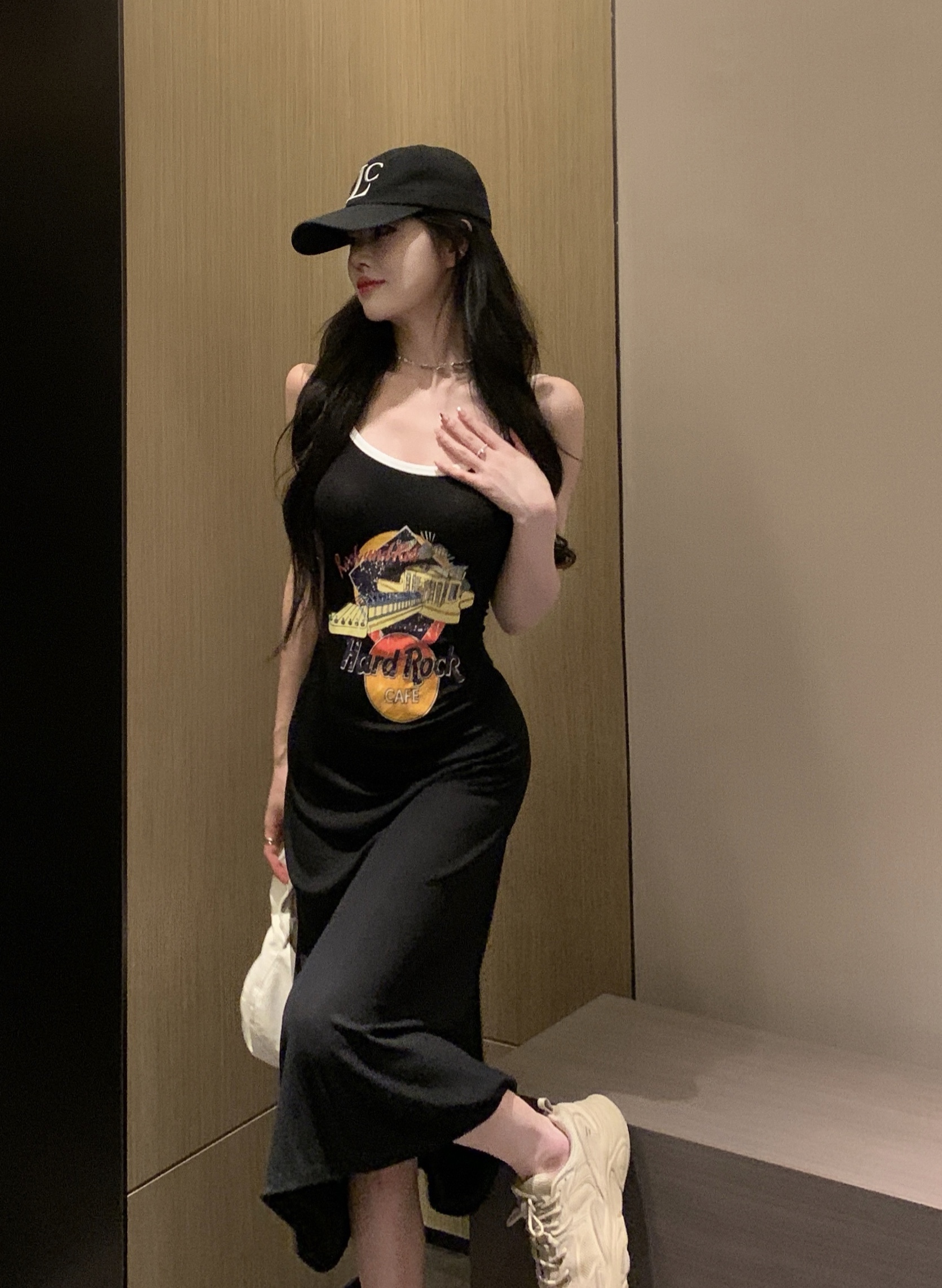 實拍~復古塗鴉連衣裙女夏季港味a字裙修身顯瘦中長款裙子