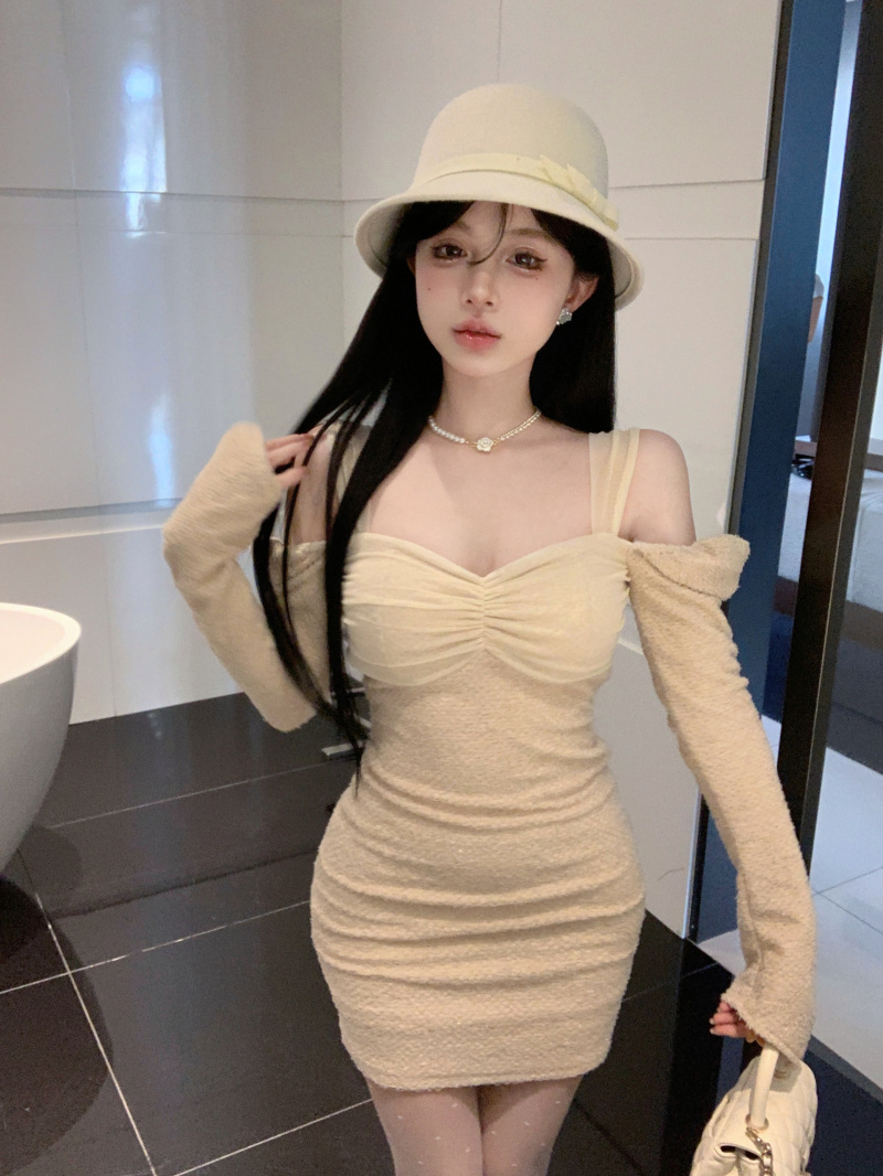實拍 純欲風一字肩吊帶連衣裙女早春蕾絲拼接修身顯瘦包臀裙
