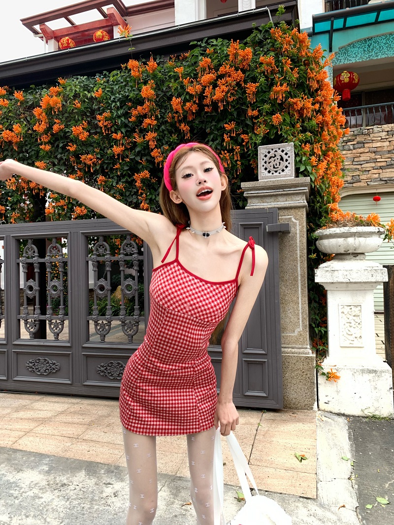 實拍 甜酷系帶內搭疊穿裙子2024新款紅色格紋吊帶連衣裙女