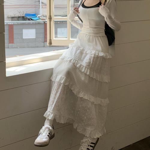 White skirt for women in summer, high-waisted A-line skirt, cake skirt, gentle style long skirt, niche crochet skirt with design