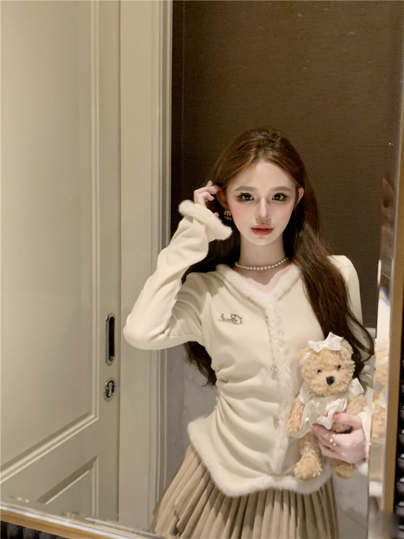 Actual shot ~ Pure desire hottie splicing furry V-neck knitted spring bottoming trumpet long-sleeved short top