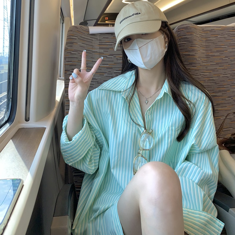 實拍 韓版春薄款氣質高級感綠色條紋寬鬆開衫長袖襯衣