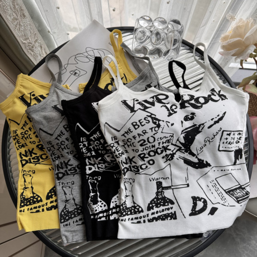 Real shot of American sexy hottie punk printed camisole with sleeveless outer short top for women