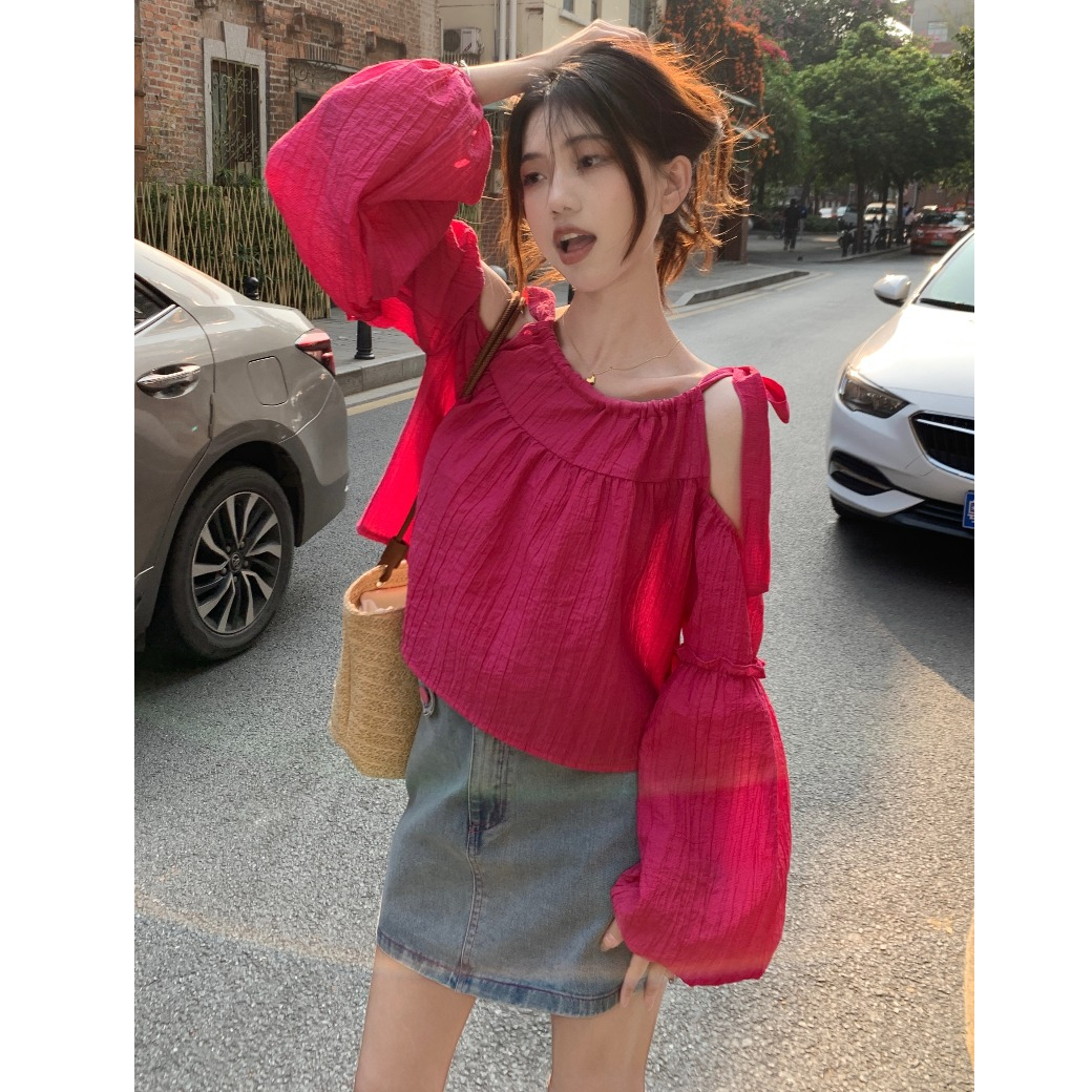 Designed strapless off-shoulder lantern sleeve shirt for women spring and summer 2024 short style and chic rose red top