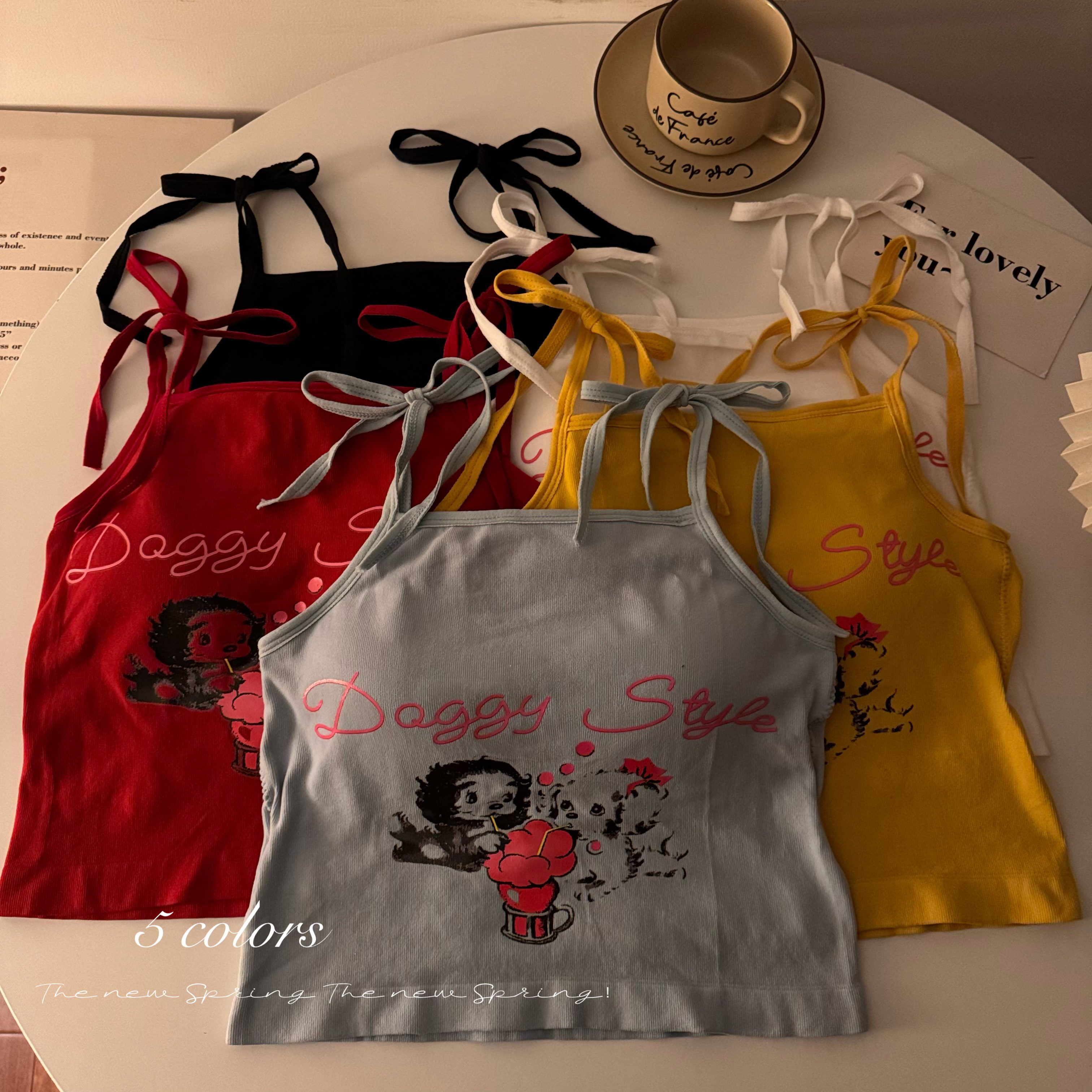 Actual shot of spring style printed straps, versatile short camisole with chest pad for outer wear, beautiful back sleeveless top