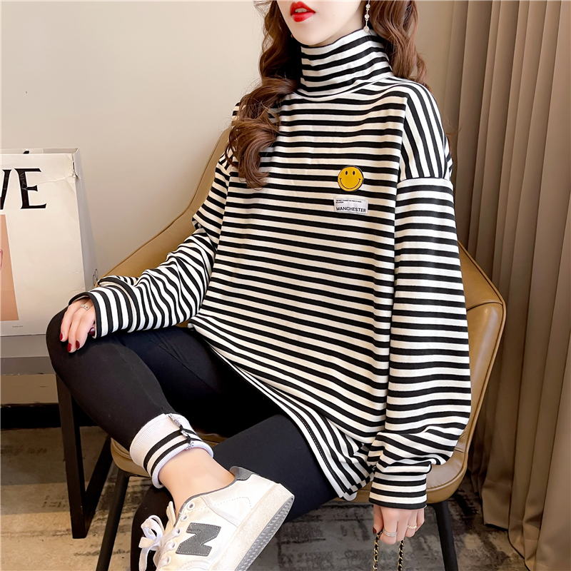 Actual shot of 2024 spring new loose round neck striped mid-length large size long-sleeved bottoming shirt T-shirt for women