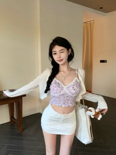 Real shot of retro simple lace splicing floral camisole simple knitted ice cold sun protection cardigan