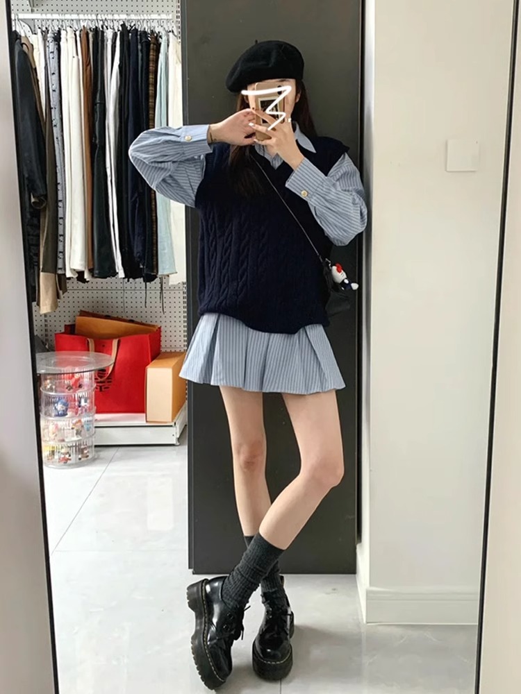 Spring outfit with a complete skirt suit 2024 new trend this year beautiful and unique dress super nice shirt skirt