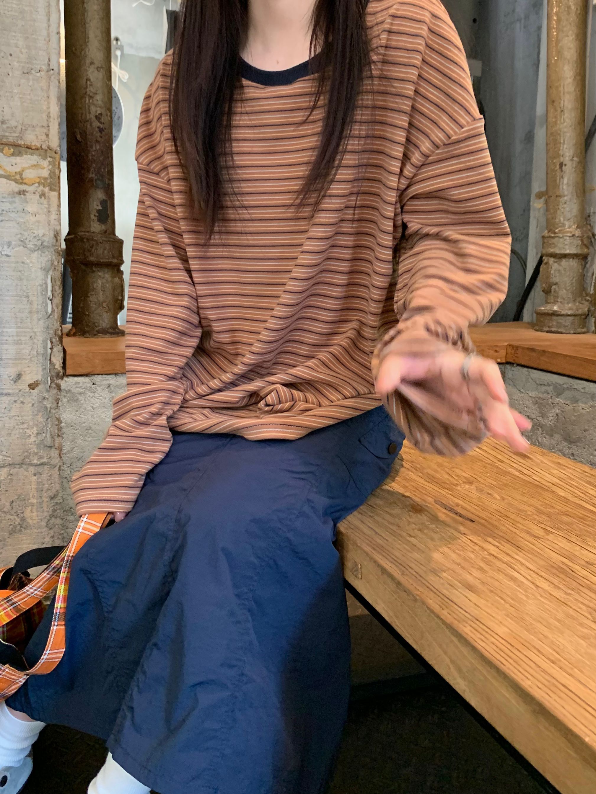 實拍~磨毛長袖條紋秋冬設計感洋氣減齡美拉德色加厚毛呢上衣