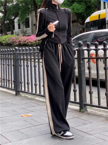 Real shot ~ High-end casual sports suit for women, autumn short jacket, high-waisted wide-leg pants two-piece set