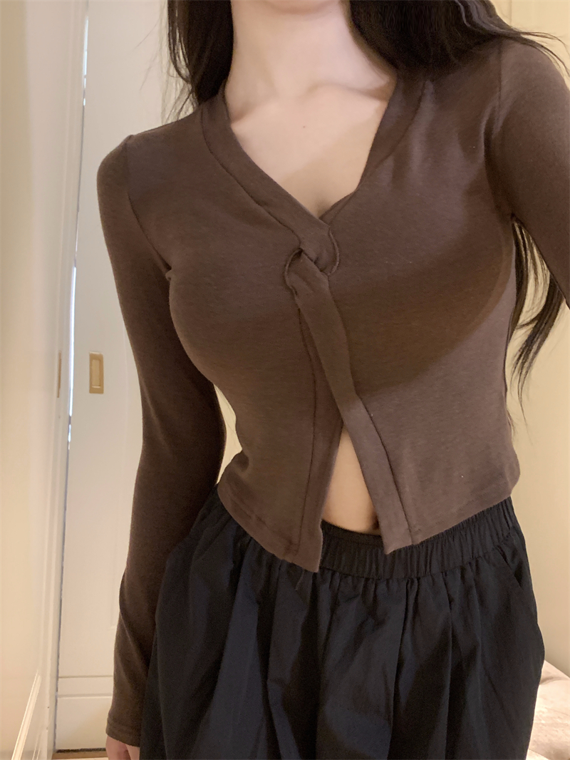 實拍春季新款純色V領長袖修身顯瘦小個子高級感別致漂亮t恤女