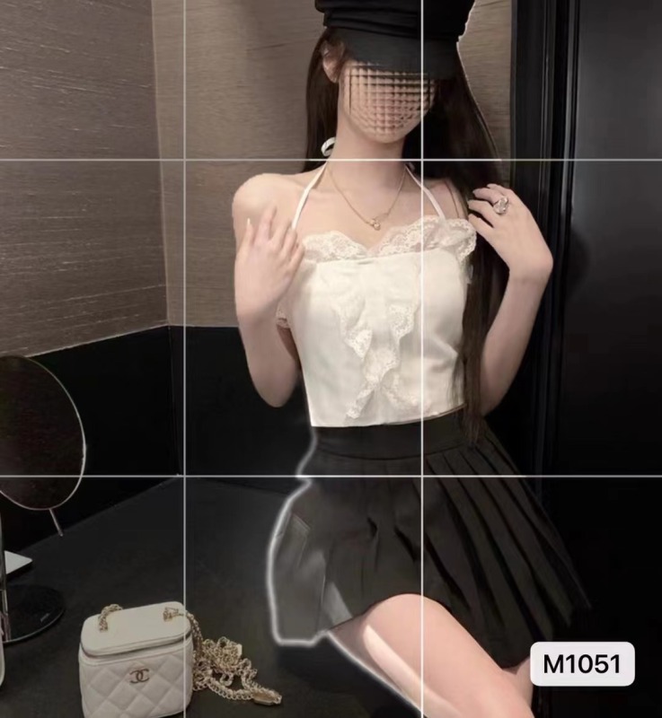 新款設計感可愛公舉風蕾絲花邊掛脖吊帶