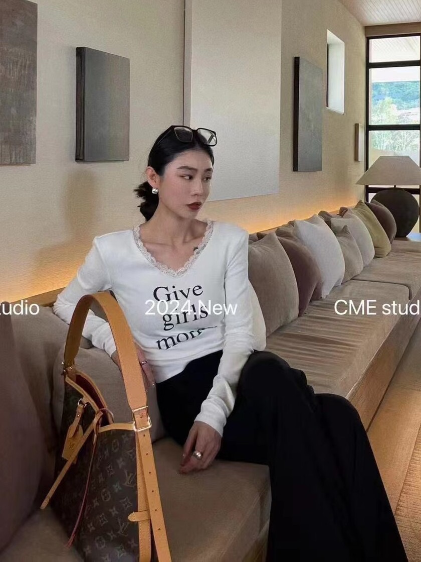 十三行春季新款蕾絲性感T恤女鏤空女人味內搭打底衫顯瘦百搭上衣