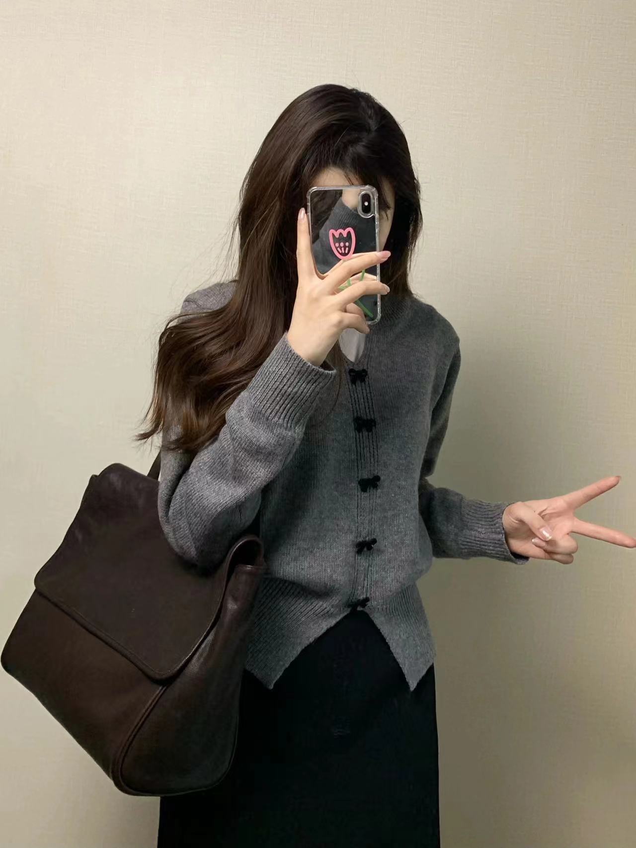 初春穿搭一整套小個子灰色針織上衣半身裙套裝女今年流行兩件套裙