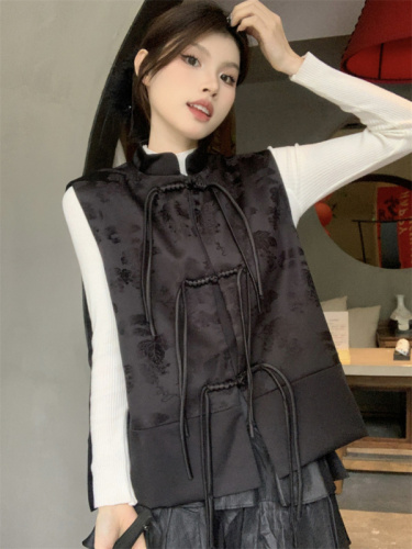 2024 New Style Vest, Thin Spring and Autumn Internet Celebrity Chinese Style Small Fragrance National Style Disk Button Western Style Women’s Vest Real Shot