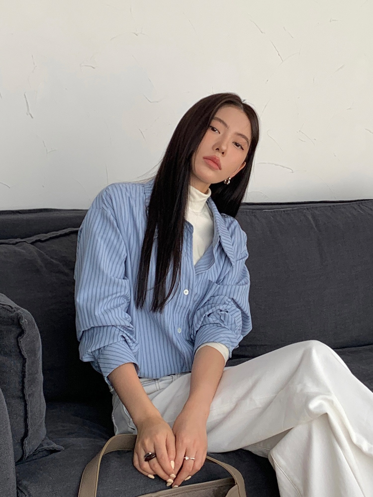 藍色條紋襯衫女2024春季新款設計感小眾寬鬆顯瘦職業通勤長袖襯衣