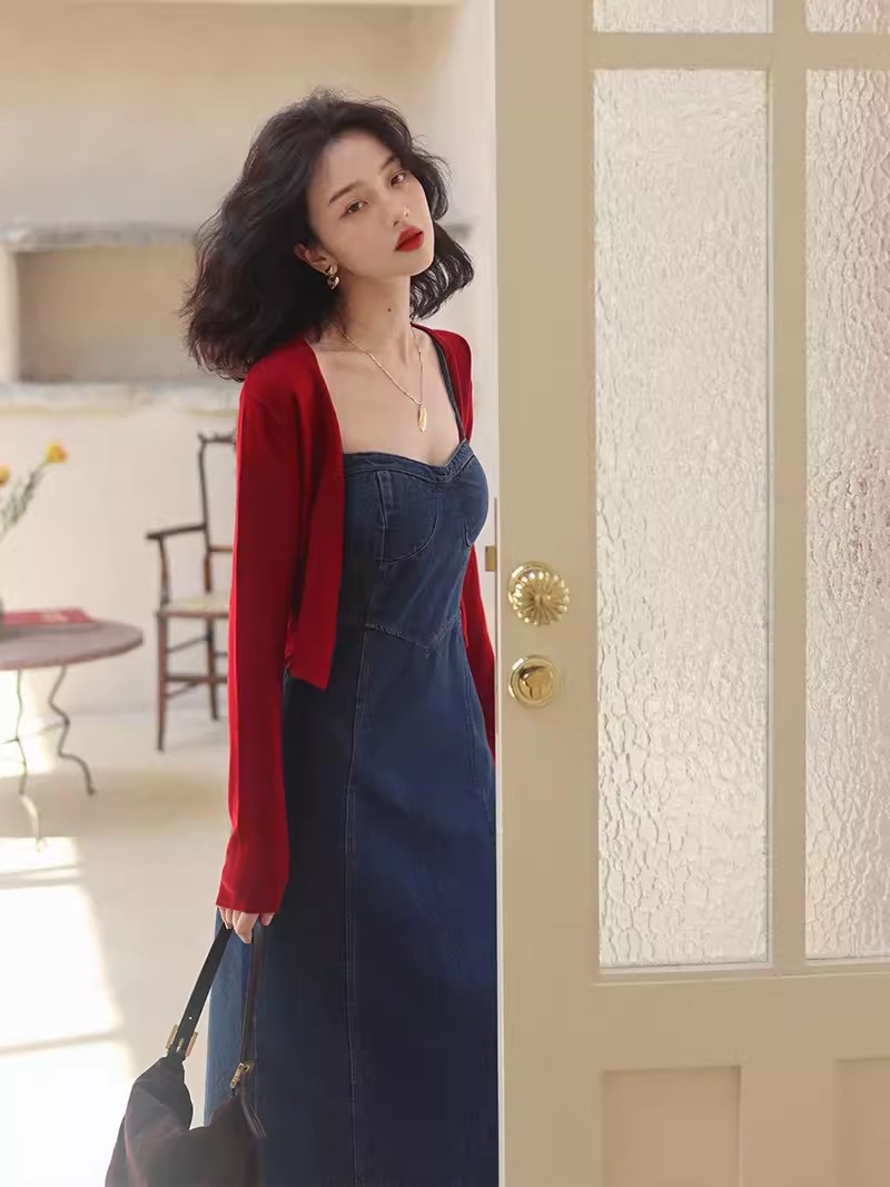Wine Afternoon French Retro Spring Long Sleeve V-neck Knitted Sweater Cardigan Lazy Soft Waxy Short Knitted Sweater Top for Women