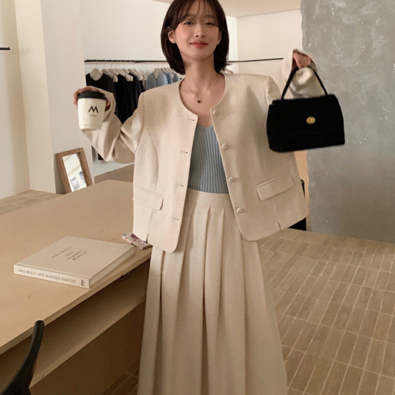 Korean style French suit short jacket 2024 spring and autumn new elastic high waist pleated long skirt two-piece set