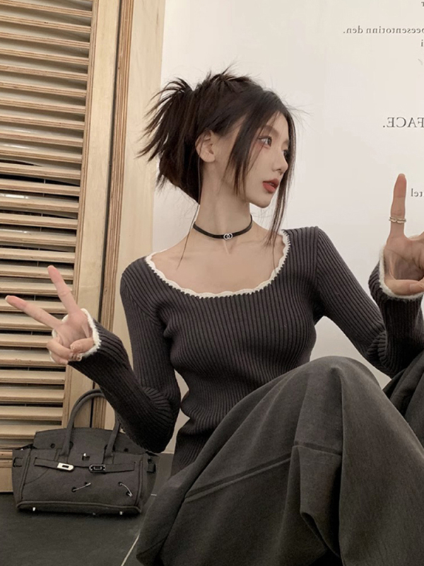 灰色u領打底衫女秋冬洋氣高級感風衣內搭長袖修身露鎖骨針織上衣