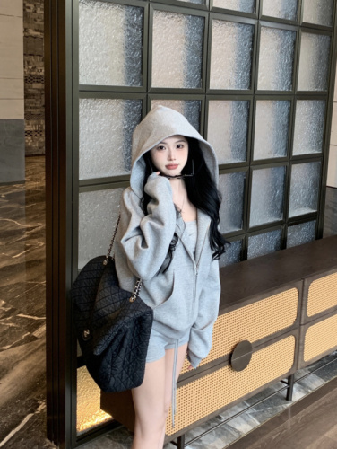 Actual shot~ Casual Yunding suit for women in early spring, loose and lazy style, hooded wool sweatshirt, sweatpants and shorts