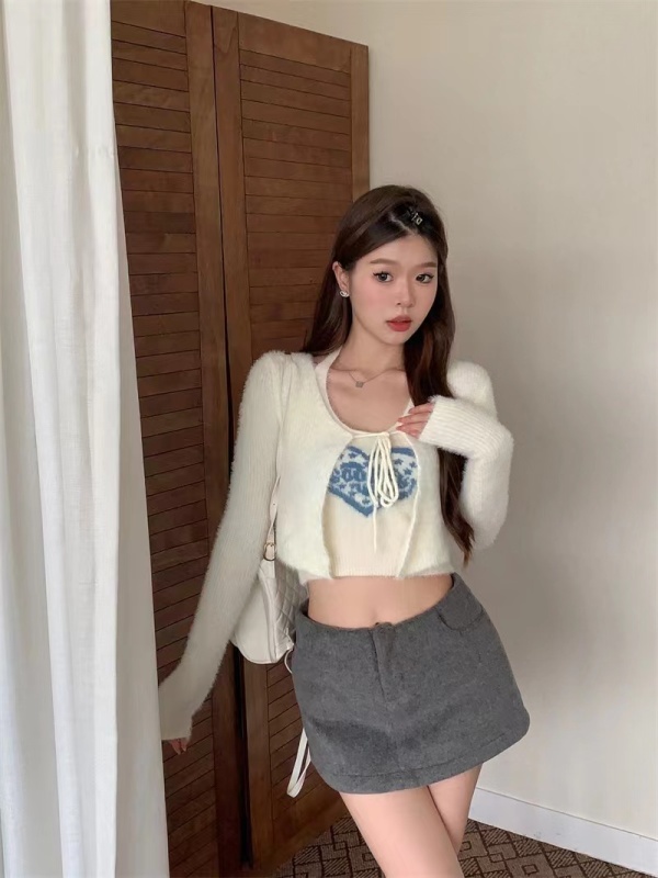 TOROON 不規則設計感挖肩吊帶背心女夏新款坑條修身外穿無袖上衣