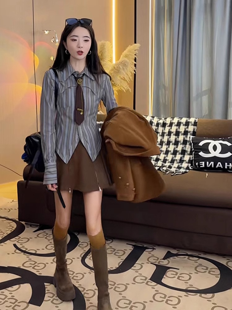 2024新款早春小個子穿搭一整套美拉德jk制服修身百褶裙包臀連衣裙