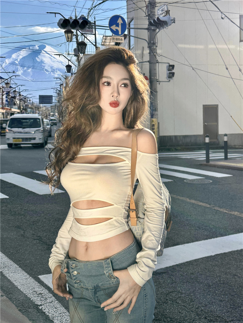 Real shot of hot girl pure desire hollow one-shoulder top niche design slim sexy long-sleeved T-shirt for women