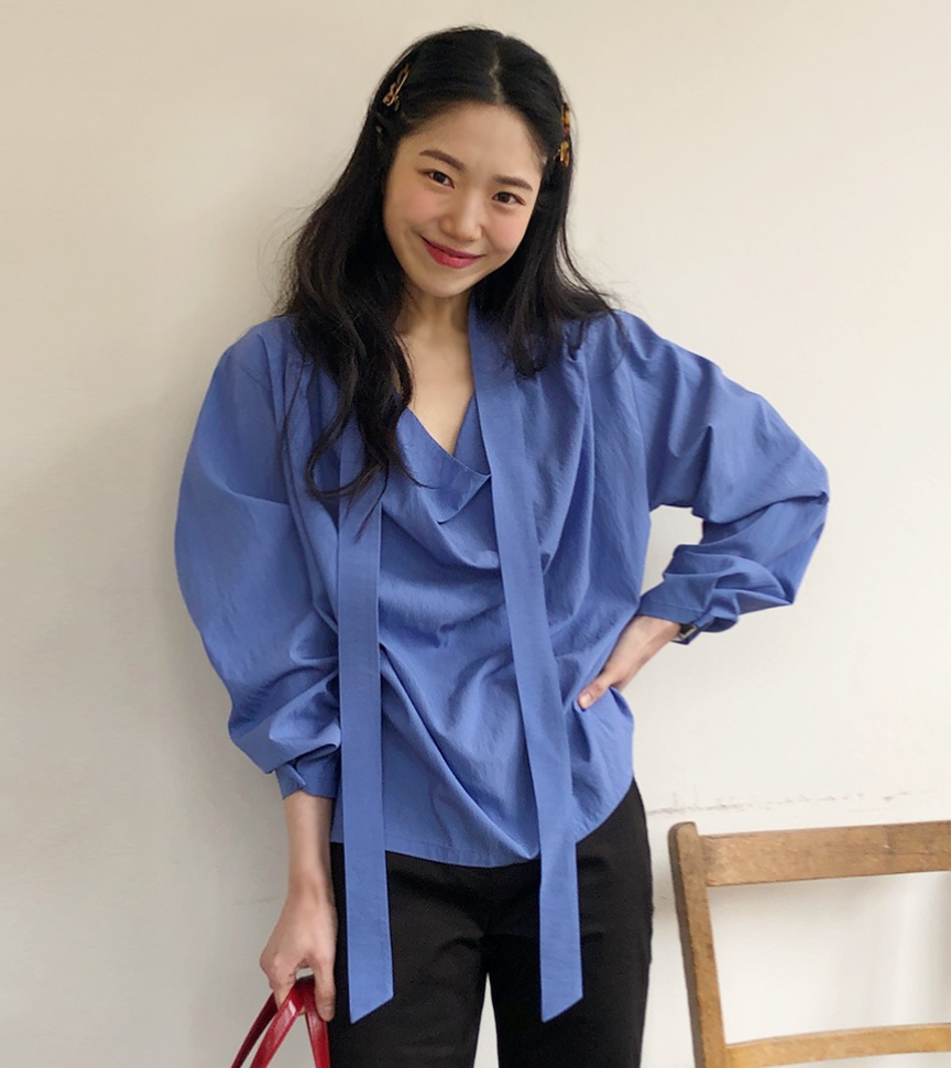 INS韓國東大門！高級感慵懶V領長袖襯衫純色襯衣女裝