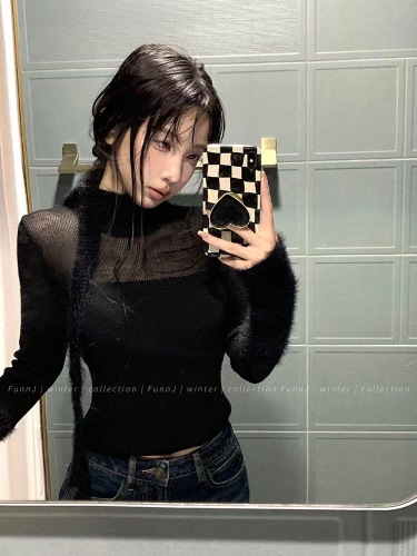 Sweetheart Hunting 2024 Spring New Design Slim Fit Bottoming Shirt Women's Knitted Top with Scarf Top