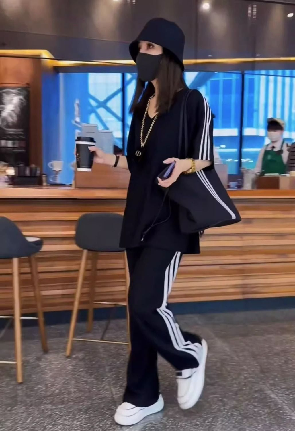 歐貨時尚V領運動服套裝女夏季胖mm300斤大碼薄款寬鬆闊腿褲兩件套