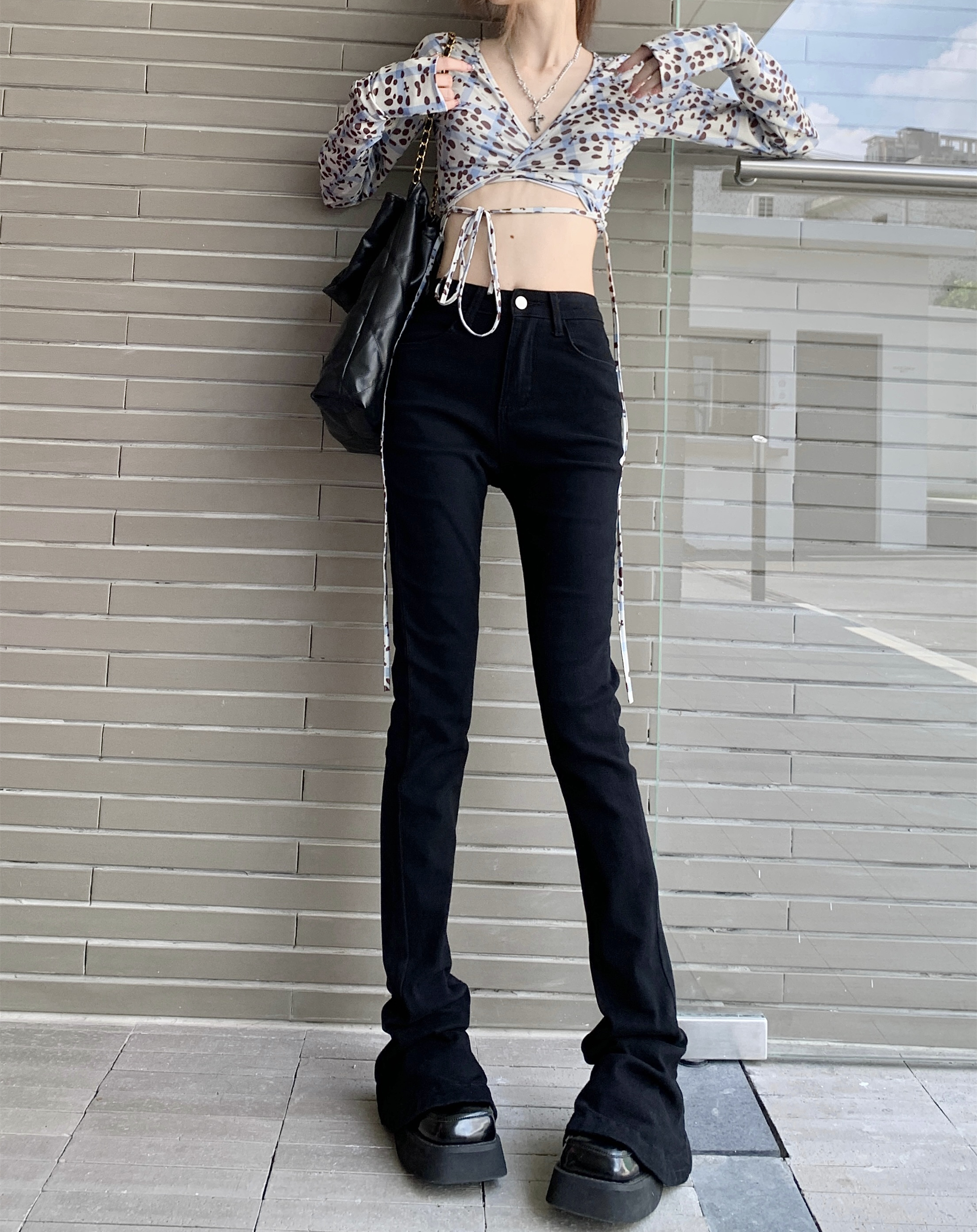 Actual shot of autumn high-waisted elastic slimming drapey horse hoof pants with floor-length bootcut jeans