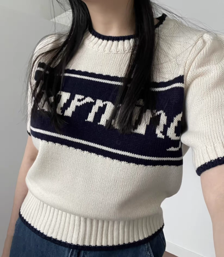 lettered short sleeve sweater
