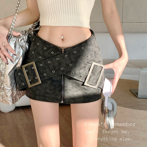 Real shot of washed distressed pu leather double-breasted millennial hottie sexy low-waisted short skirt for women