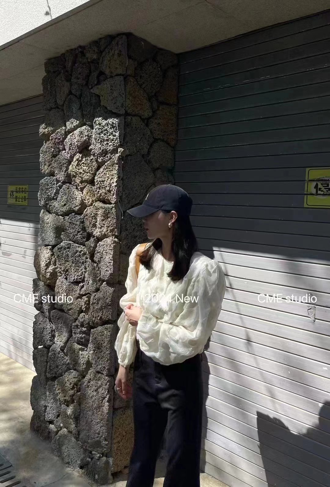 早春新款韓系圓領木耳邊時尚小衫女溫柔漂亮長袖氣質襯衫襯上衣潮