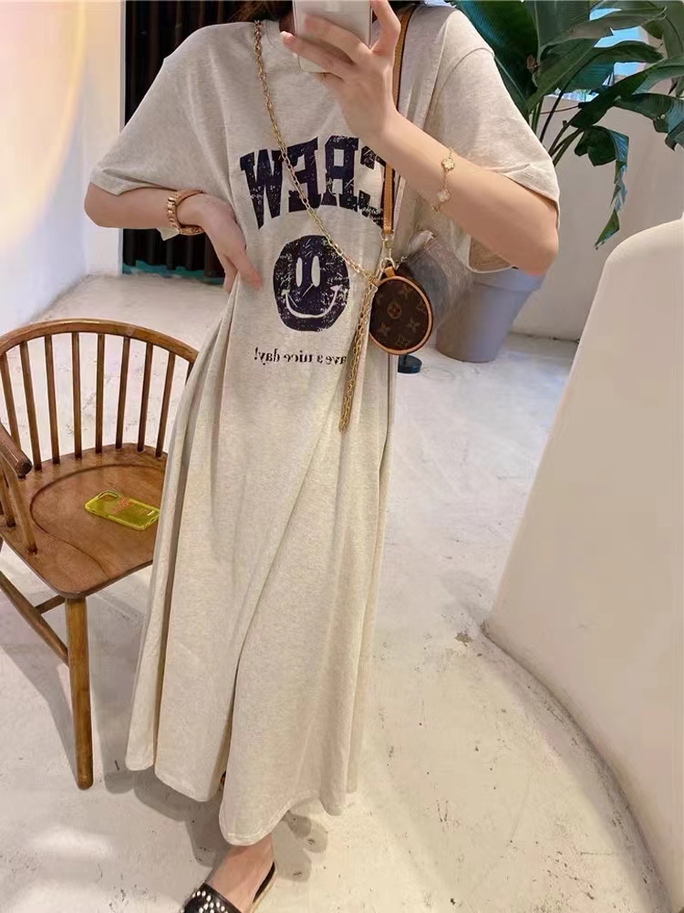 Cute smiley face letter print large skirt short-sleeved T-shirt dress