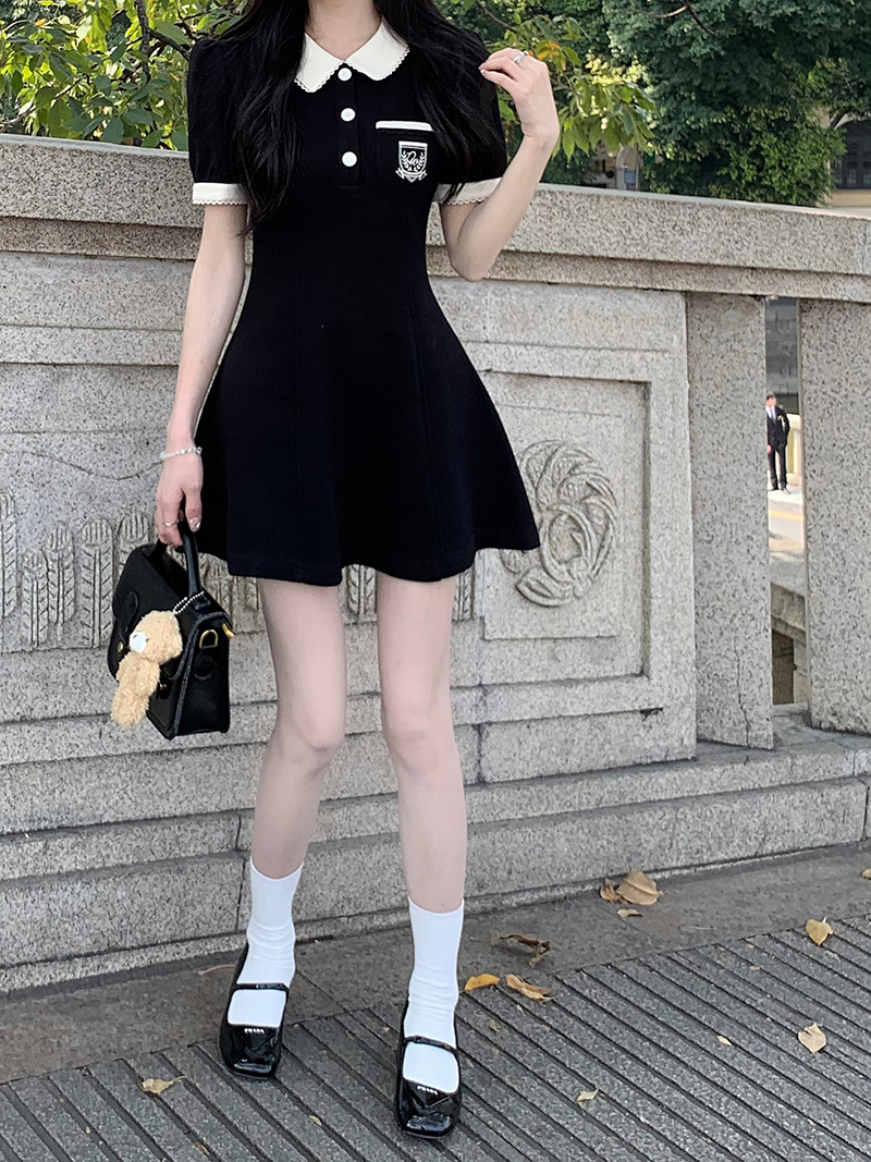 夏季新款設計感時尚POLO領短袖連衣裙女修身顯瘦A子裙赫本風短裙