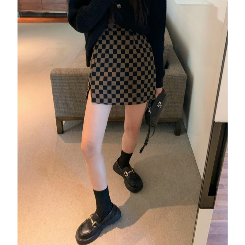 Real shot of Korean style checkerboard A-line skirt for women with slit skirt for women with A-line short skirt suit and hip skirt