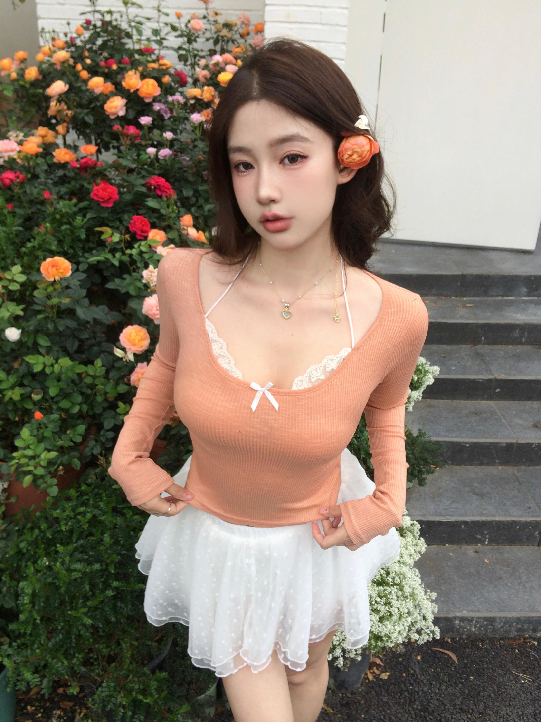 Real shot of lace stitching fake two-piece versatile slim long-sleeved T-shirt top for women