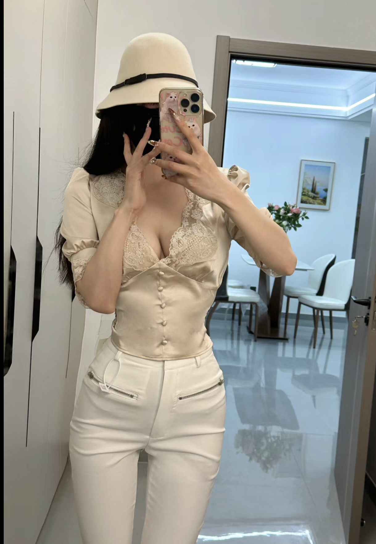 Lace splicing v-neck puff sleeve shirt for women summer temperament high-end three-quarter sleeve shirt slim short top