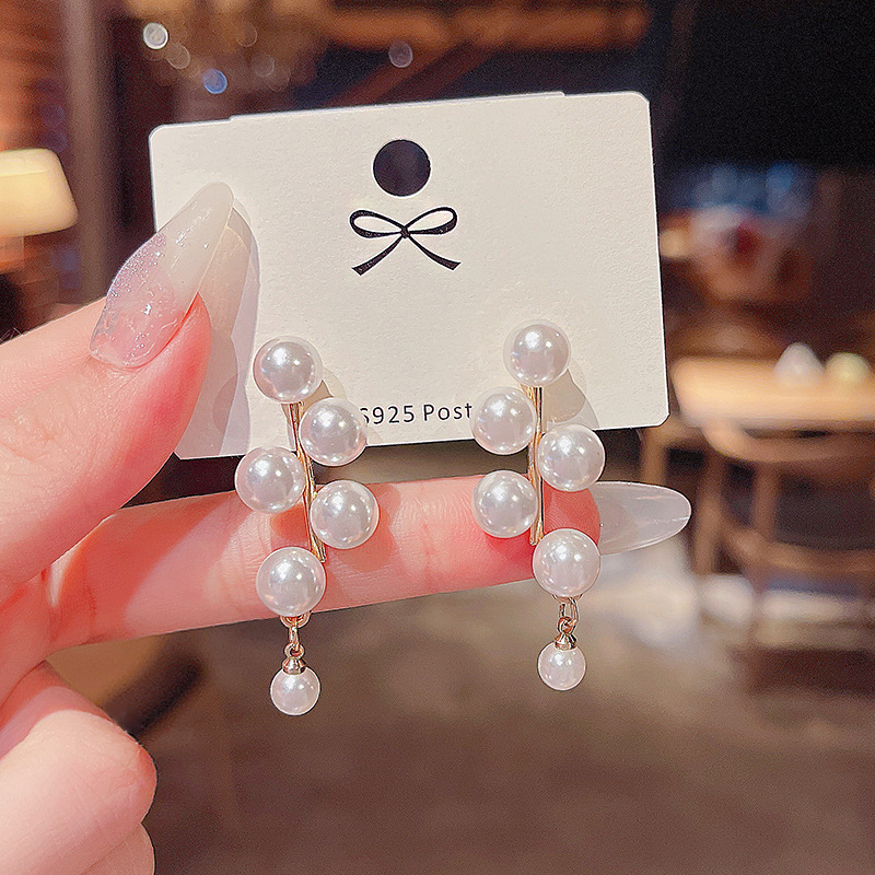 Actual shot of S925 silver needle Korean version of summer small fresh pearl tassel earrings for women and gentle girls earrings
