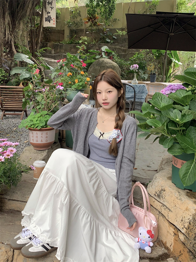 Real shot!  Women's gray knitted cardigan with lace splicing suspenders + high-waisted ruffled A-line skirt three-piece set