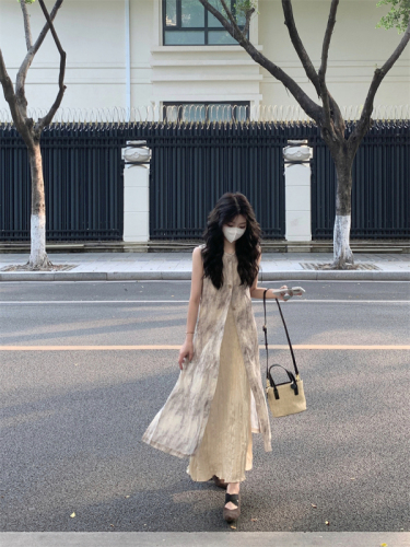 实拍#新中式无袖背心裙女设计感显瘦遮肚子减龄假两件连衣裙